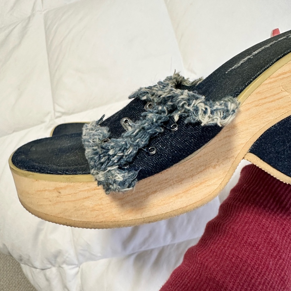 Vintage Y2K Bratz inspired Denim Platform Sandals - Picture 6 of 9
